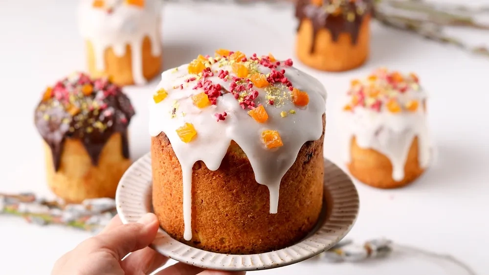 Пасхальные куличи. Обложка © Shutterstock / FOTODOM / Luba Kuzmicheva