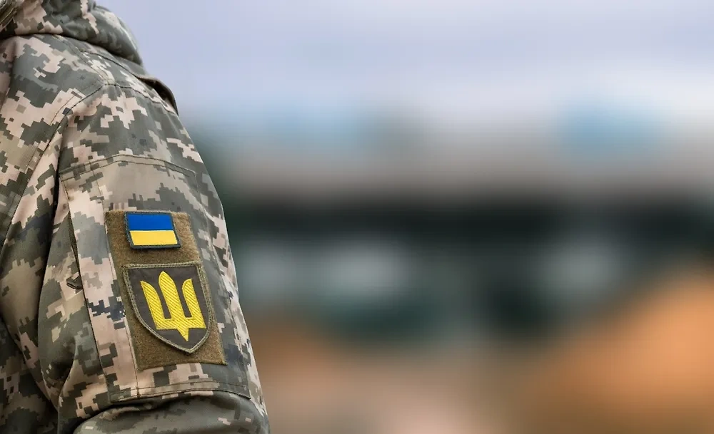 Военный ВСУ. Обложка © Shutterstock / FOTODOM / Marykor