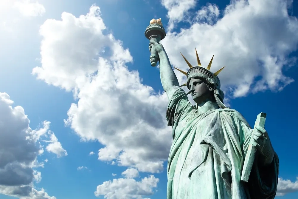 В США упал приток туристов. Обложка © Shutterstock / FOTODOM / FOTOGRIN