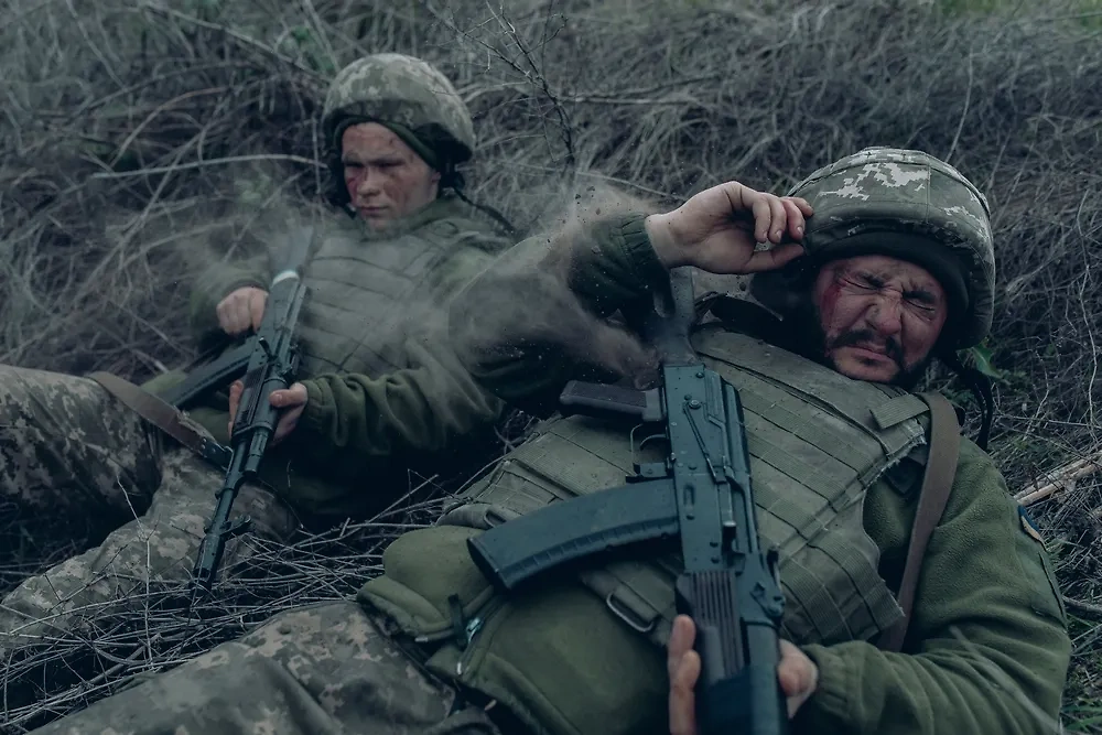 Боец ВСУ. Обложка © Shutterstock / FOTODOM / Stasia04