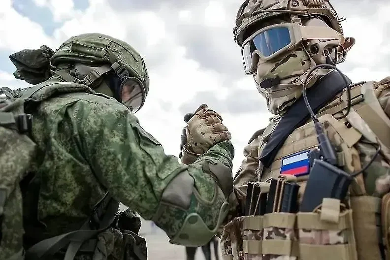 Обложка © Shutterstock / FOTODOM / Yulai Studio