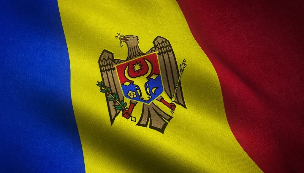 Флаг Молдавии. Обложка © freepik / wirestock