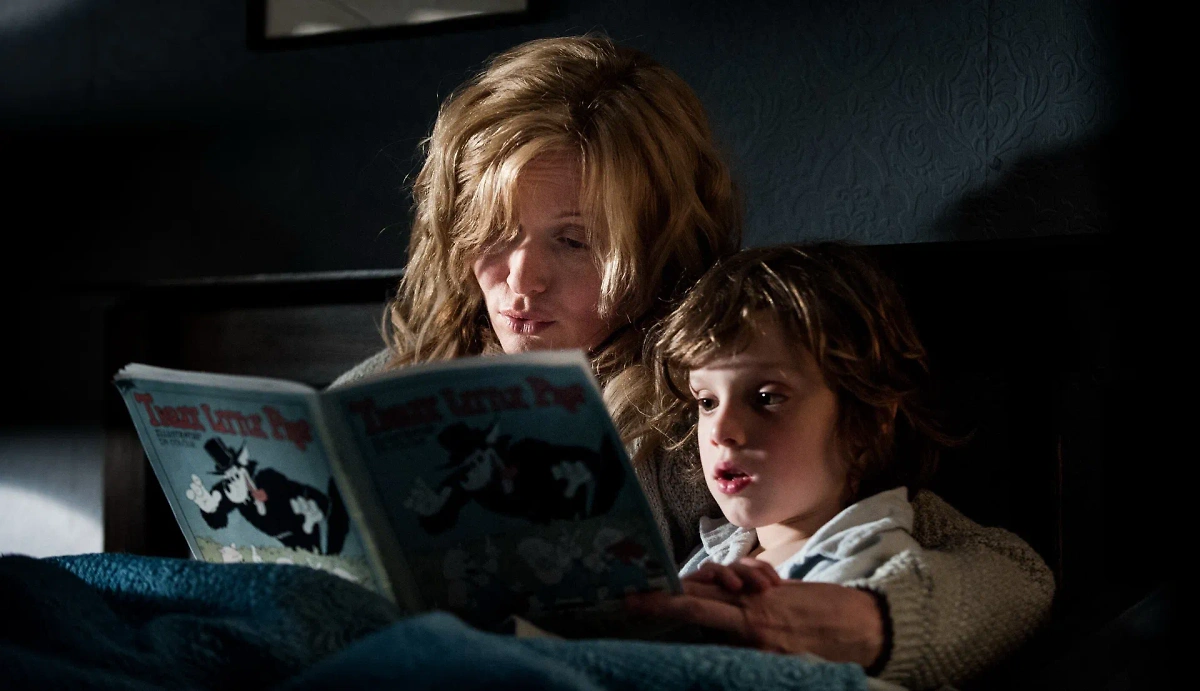 Бабадук (The Babadook). Фото © Кадр из фильма «Бабадук», режиссёр Дженнифер Кент / Kinopoisk