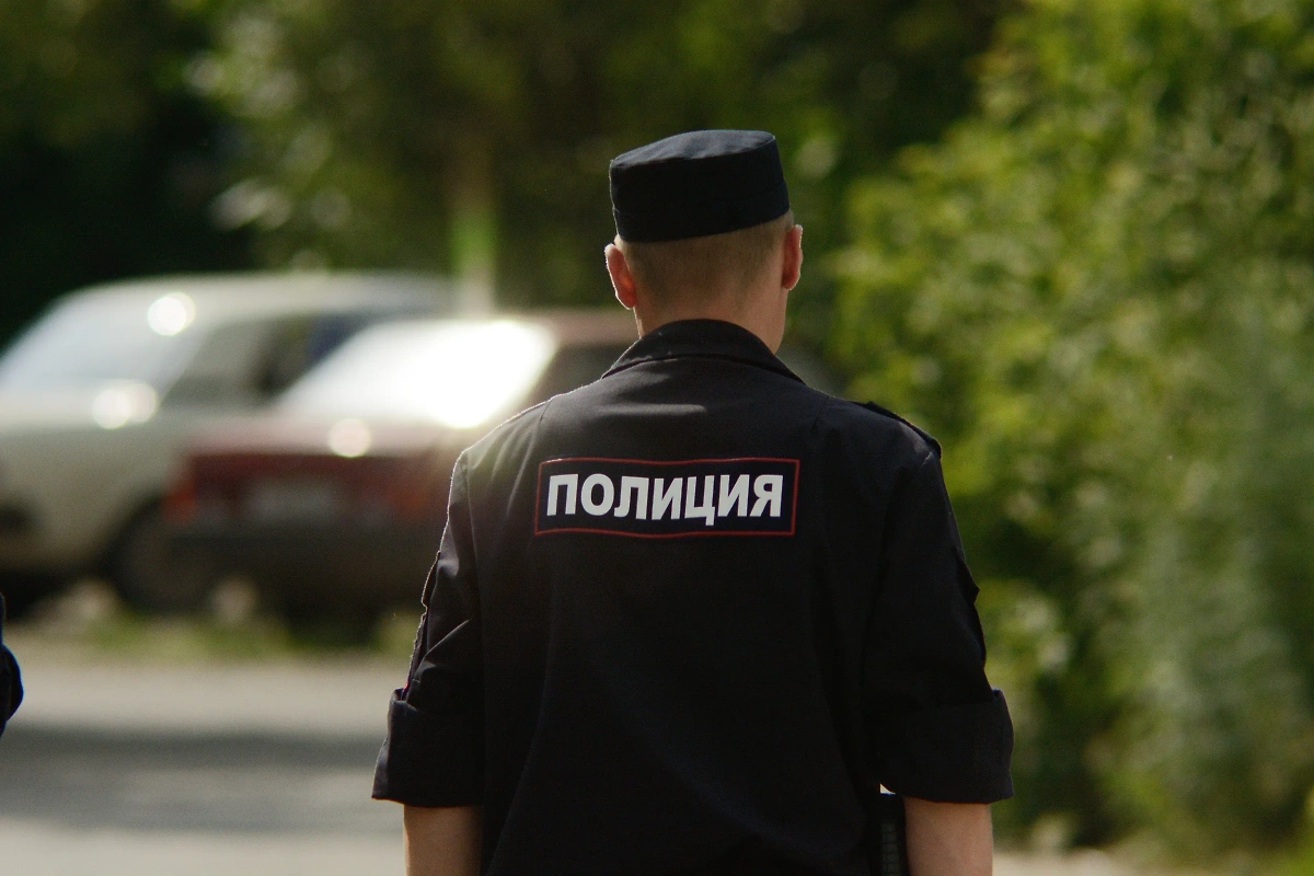 На родителей подорвавшегося на мине мальчика из Белгородской области хотят завести дело. Обложка © Shutterstock / FOTODOM / daniilphotos
