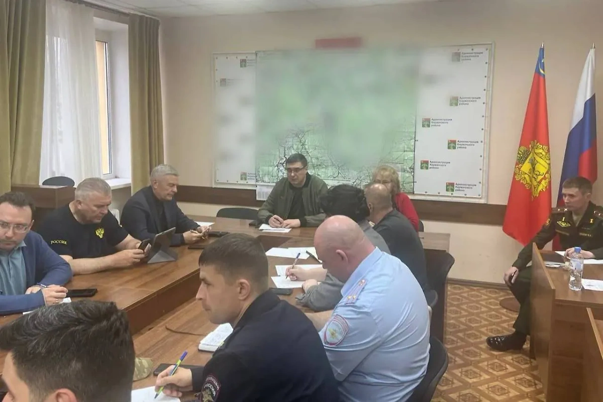 Утреннее заседание оперштаба в Киржачском районе. Обложка © Telegram / Авдеев. О важном