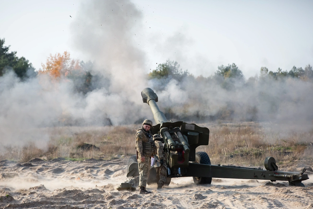 Обложка © Shutterstock / FOTODOM / home for heroes