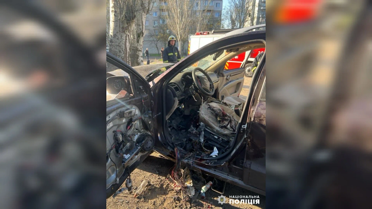 Взорванная машина Федько. Фото © Нацполиция Украины