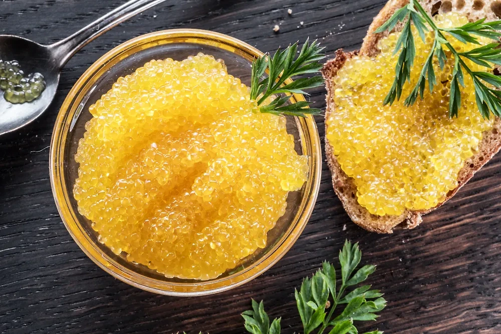 Щучья икра. Обложка © Shutterstock / FOTODOM / Valentyn Volkov