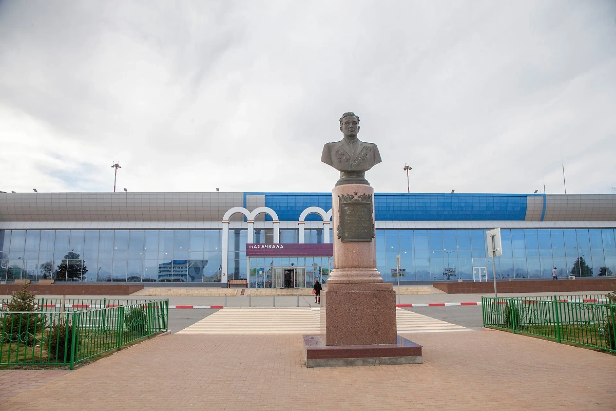  Обложка © Wikipedia / Шамиль Магомедов