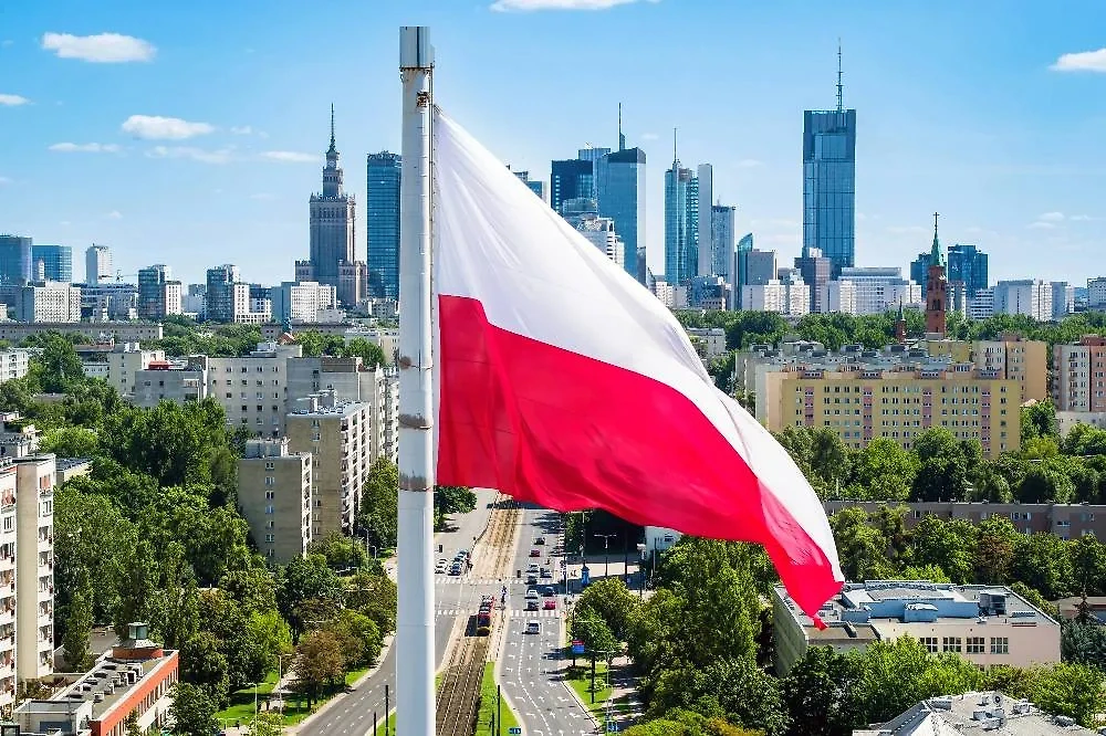 Варшава. Обложка © Shutterstock / FOTODOM / Lukasz Pawel Szczepanski