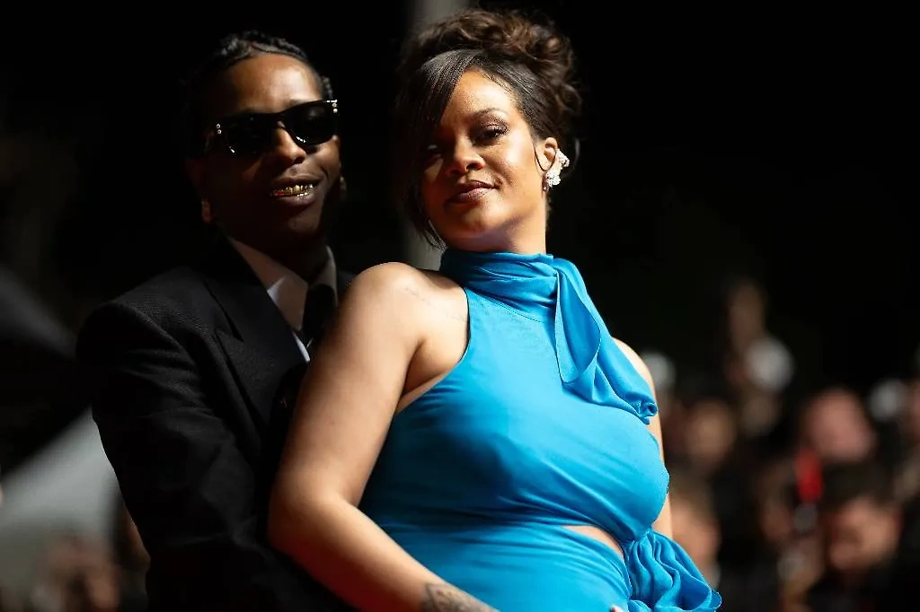 Рэпер A$AP Rocky и певица Рианна. Обложка © ТАСС / EPA / MOHAMMED BADRA