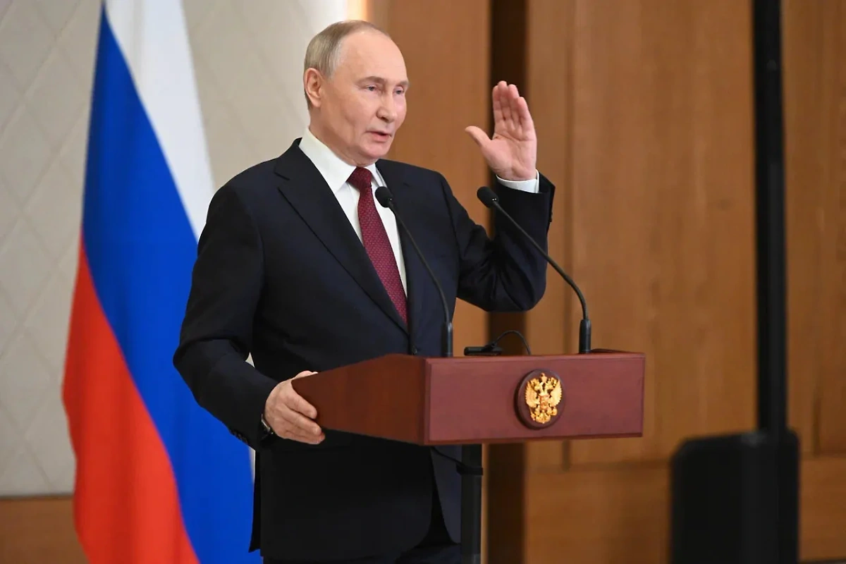 Владимир Путин. Обложка © Life.ru