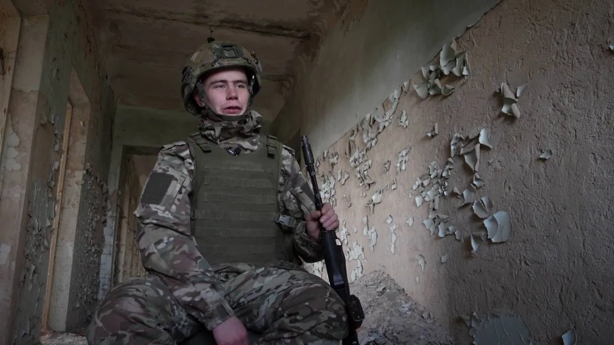 Боец из Бурятии с позывным Росомаха. Обложка © Telegram/Правительство Бурятии