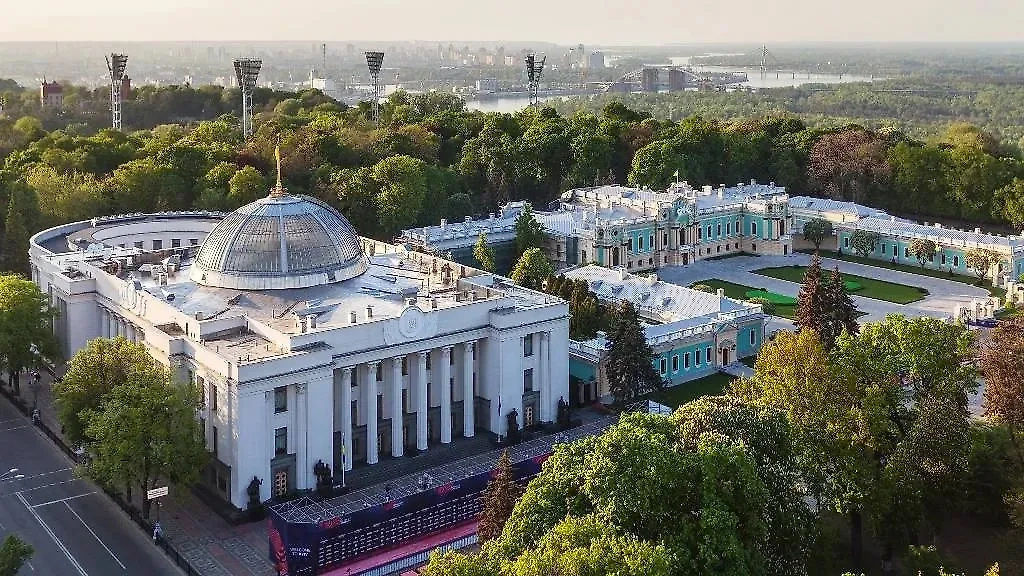 Киев. Обложка © Shutterstock / FOTODOM / vvoe