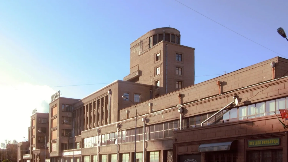 Обложка © Wikipedia / Андрей Крижановский