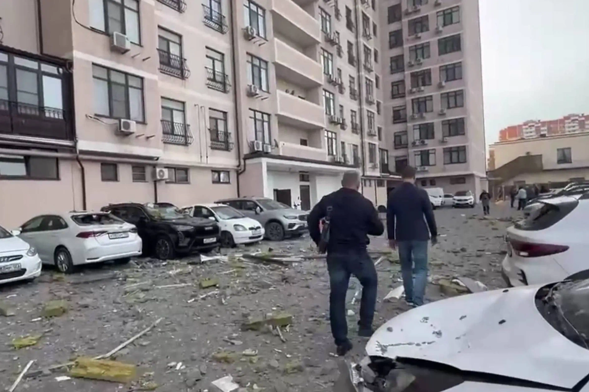 Место удара дронов ВСУ в Новороссийске. Обложка © Telegram / Андрей Кравченко | Глава города-героя Новороссийска