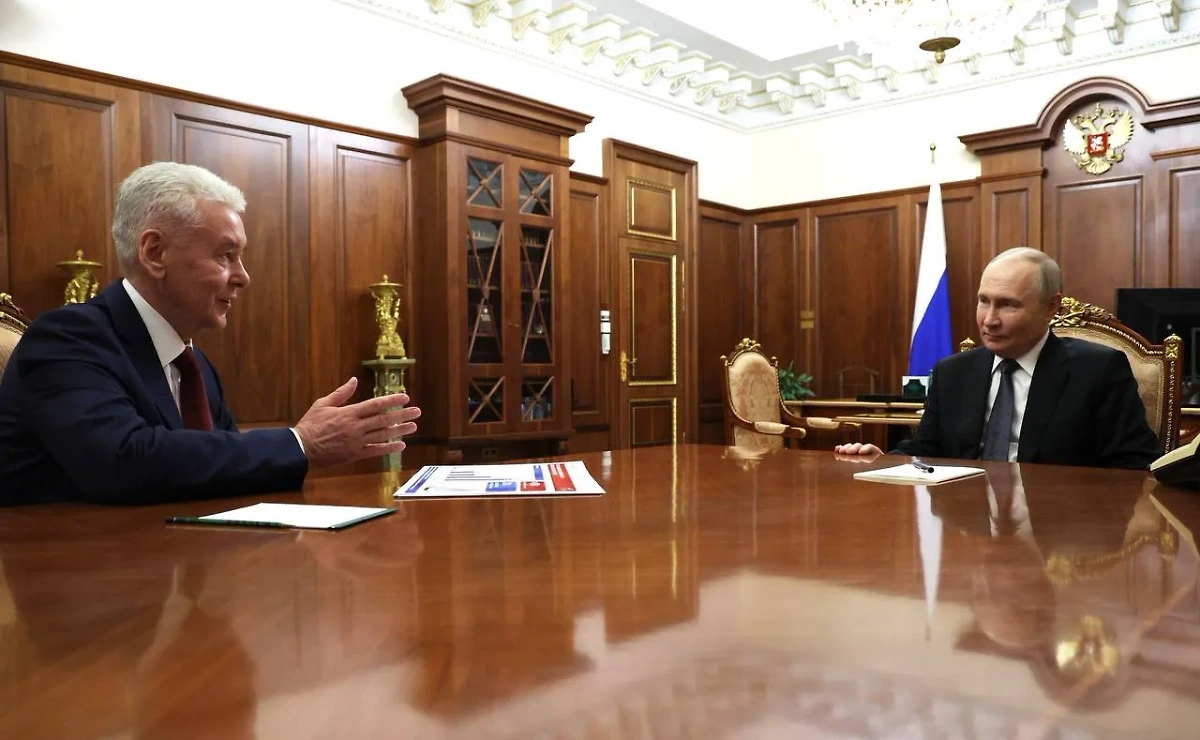 Сергей Собянин и Владимир Путин. Обложка © kremlin.ru