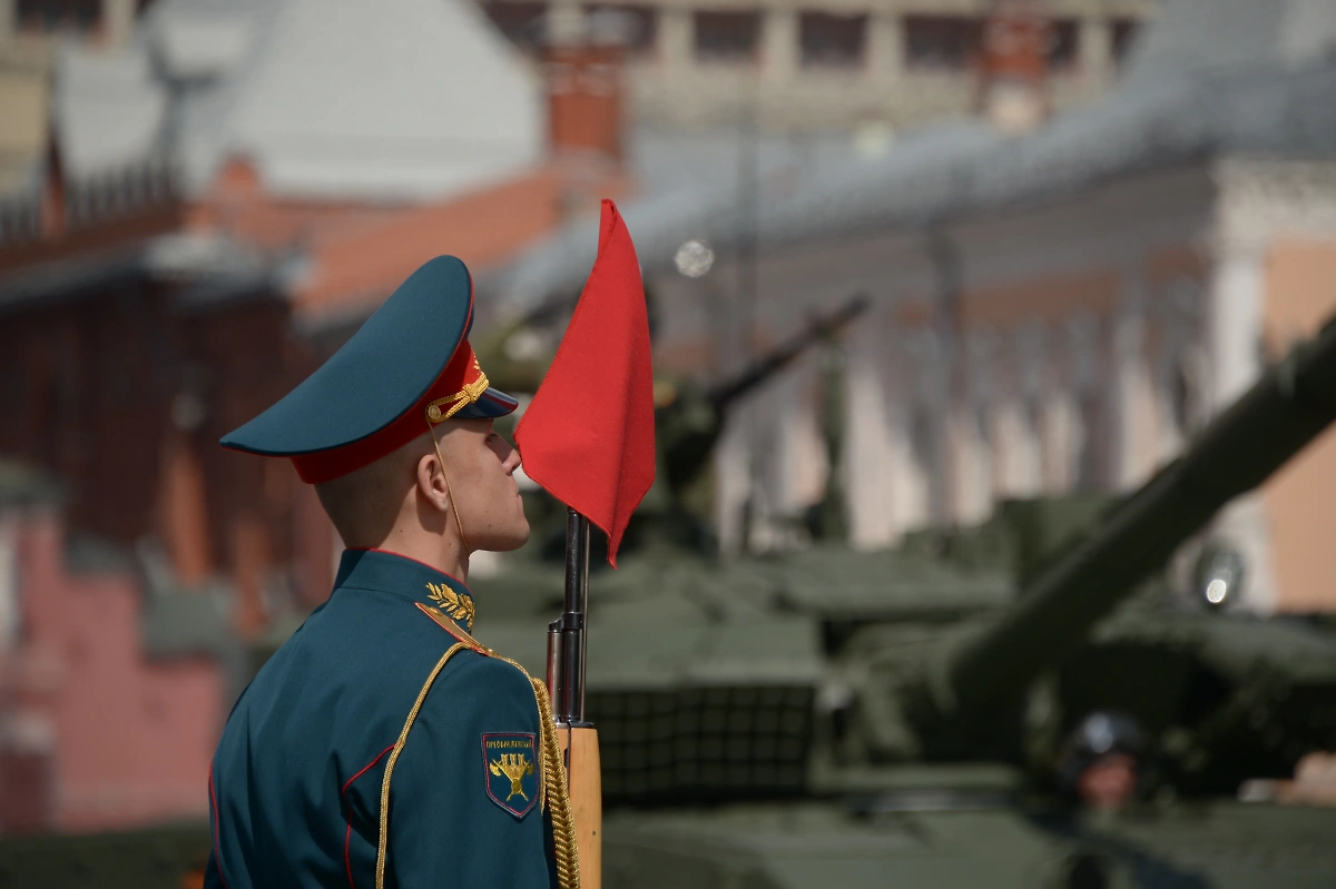Парад Победы 2025. Обложка © Life.ru