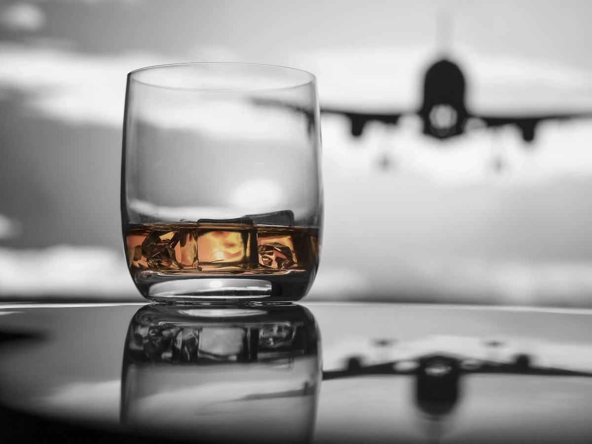 Обложка © Shutterstock / FOTODOM/ SeaRick1 