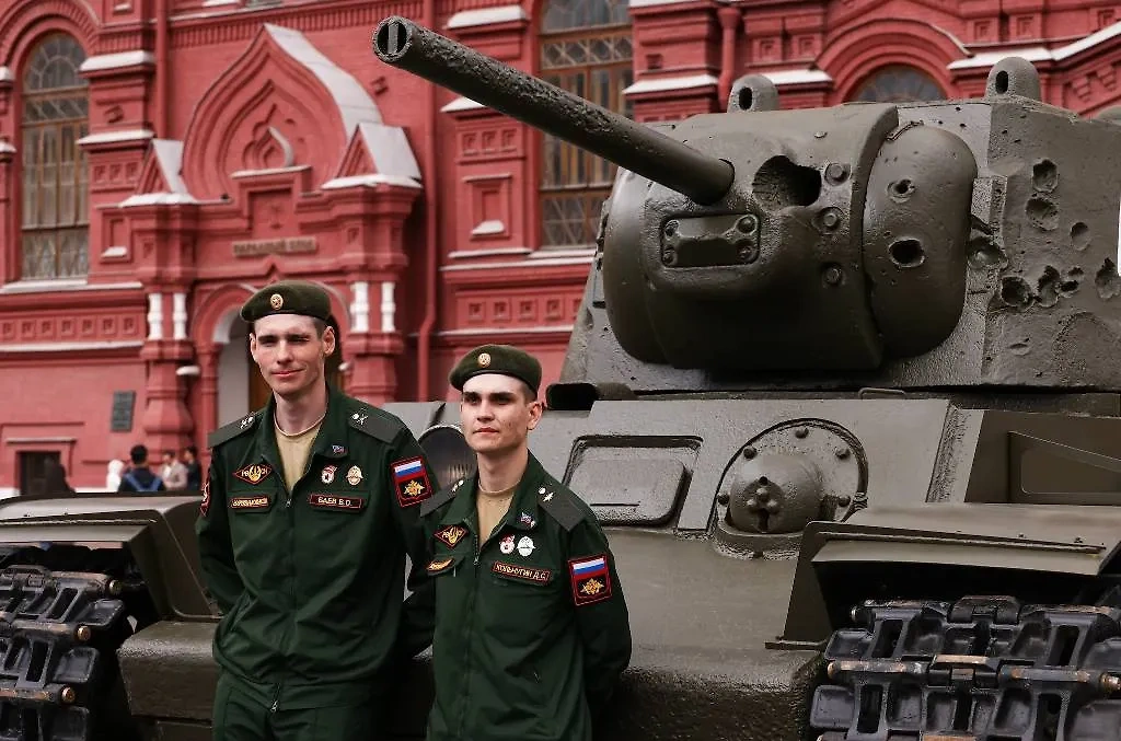 Обложка © Артем Геодакян/ТАСС