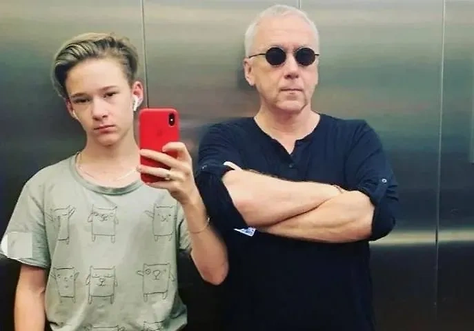 Вильям Демчог, Вадим Демчог. Обложка © Instagram (признан экстремистской организацией и запрещён на территории Российской Федерации)/ wdemchog