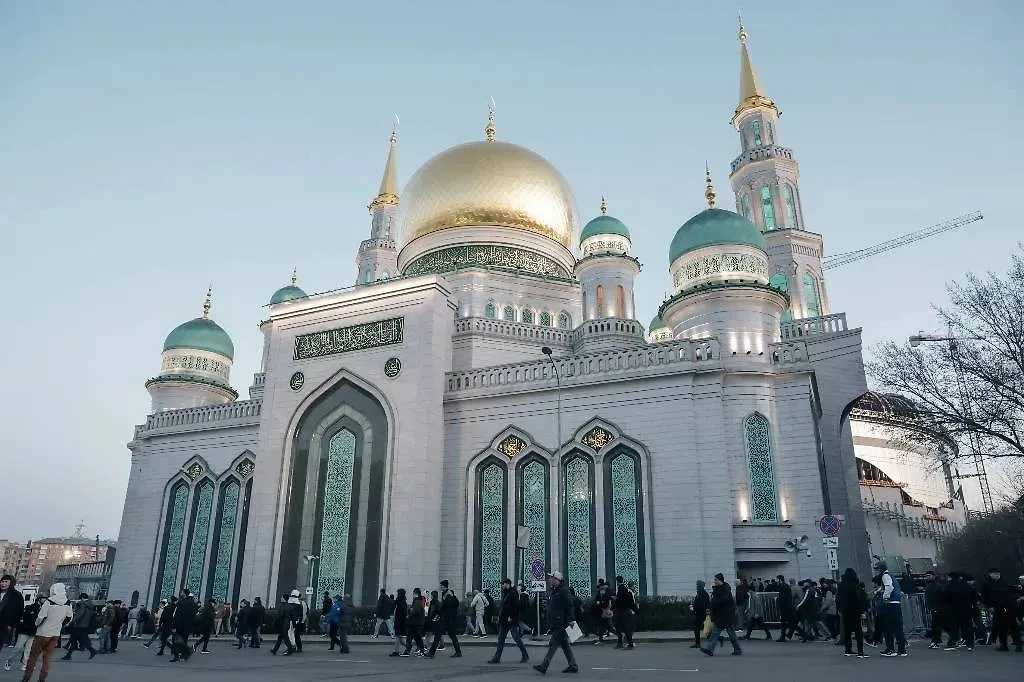 Московская соборная мечеть. Обложка © ТАСС / URA.RU / Роман Наумов