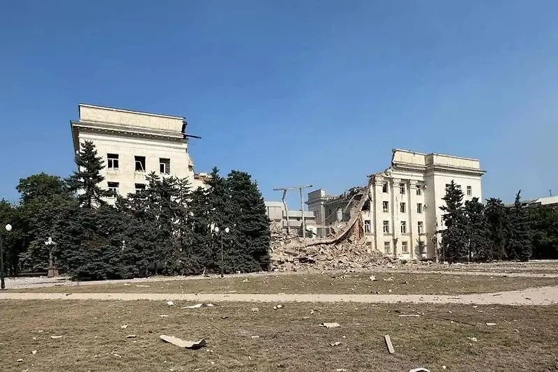 Здание администрации в Херсоне полностью разрушено. Фото © Андрей Ермак