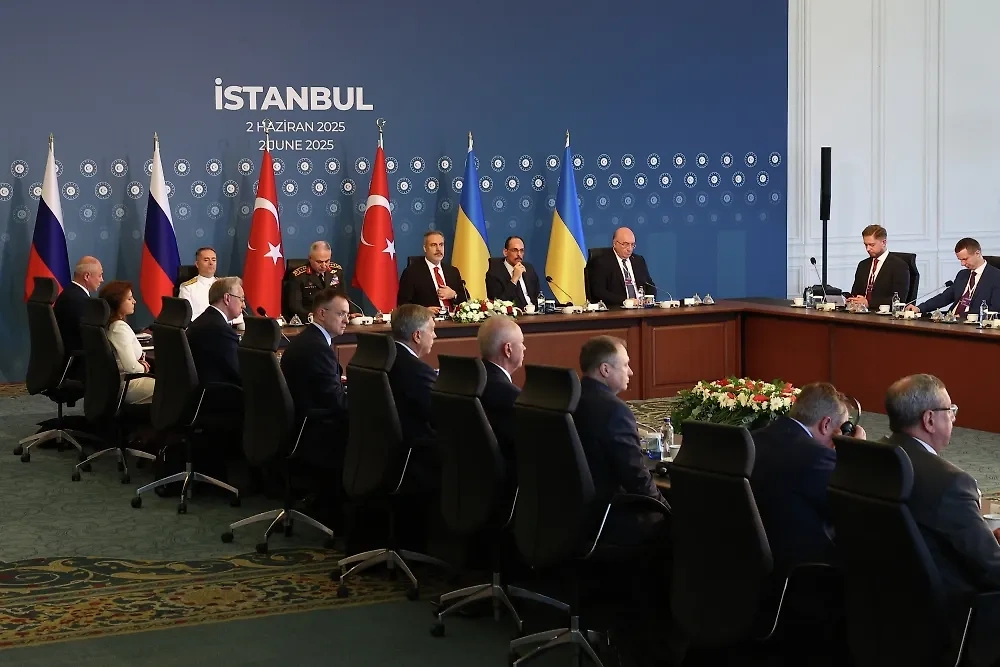 Обложка © РИА Новости / Александр Рюмин