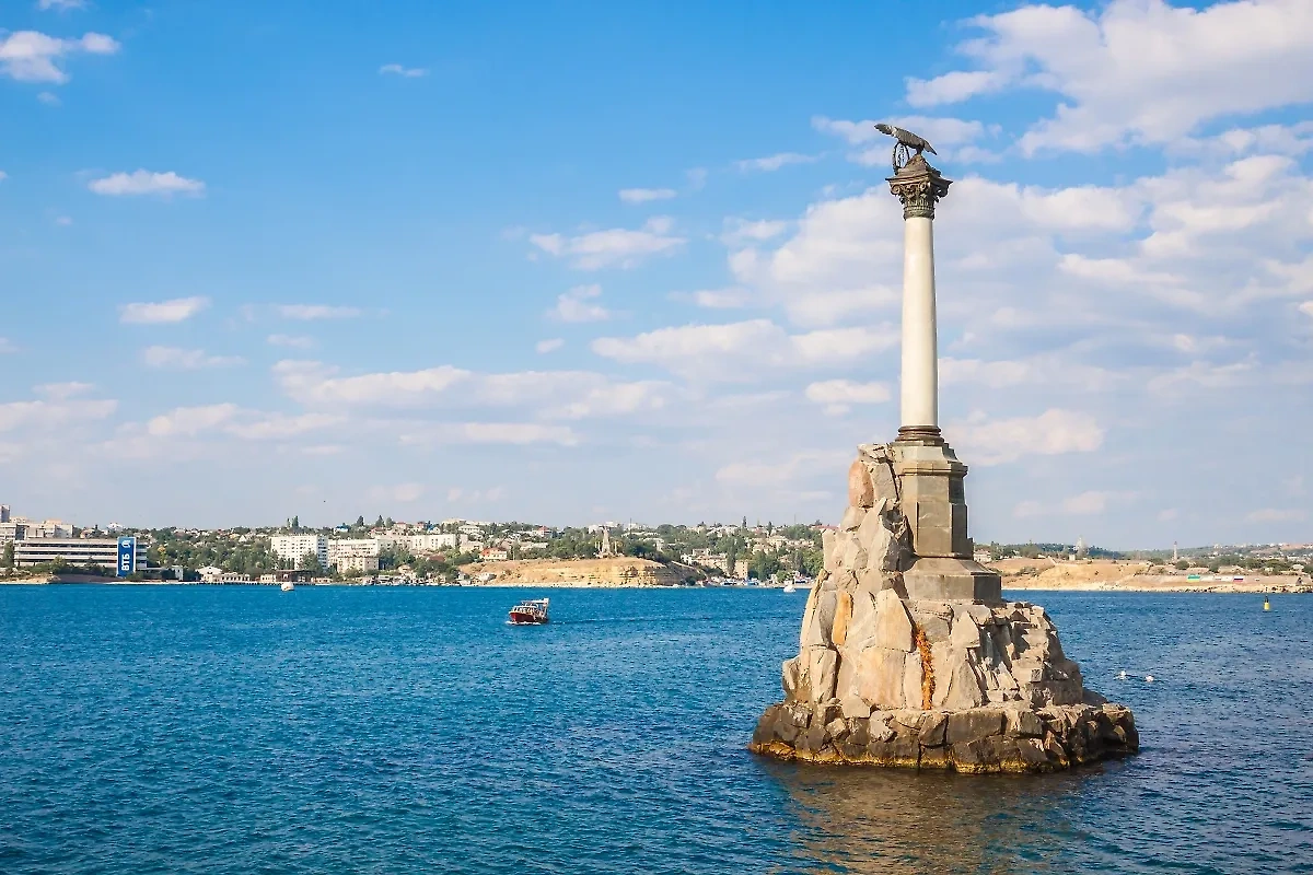 Обложка © Shutterstock / FOTODOM / Sergii Figurnyi