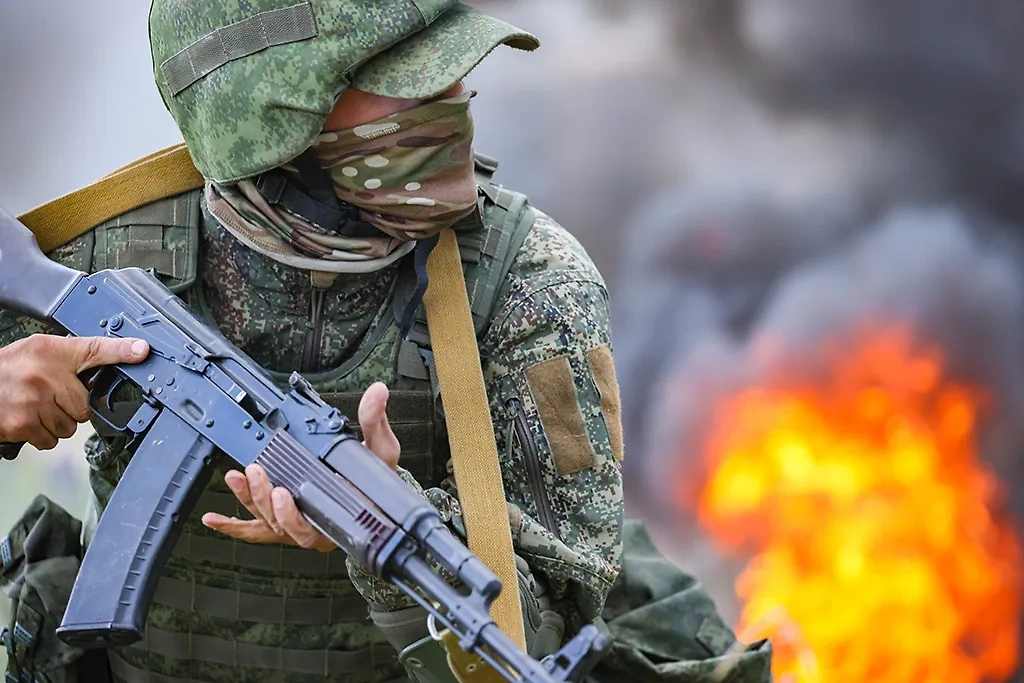 Армия России отбивает позиции ВСУ у Константиновки. Обложка © ТАСС / Александр Река