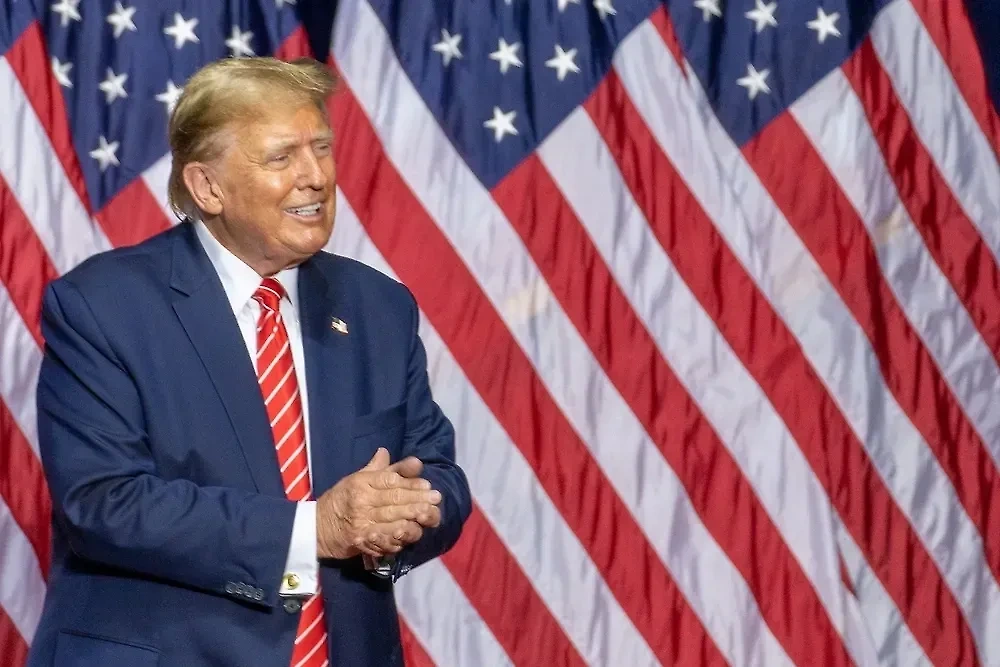 Дональд Трамп. Обложка © Shutterstock / FOTODOM / Phil Mistry