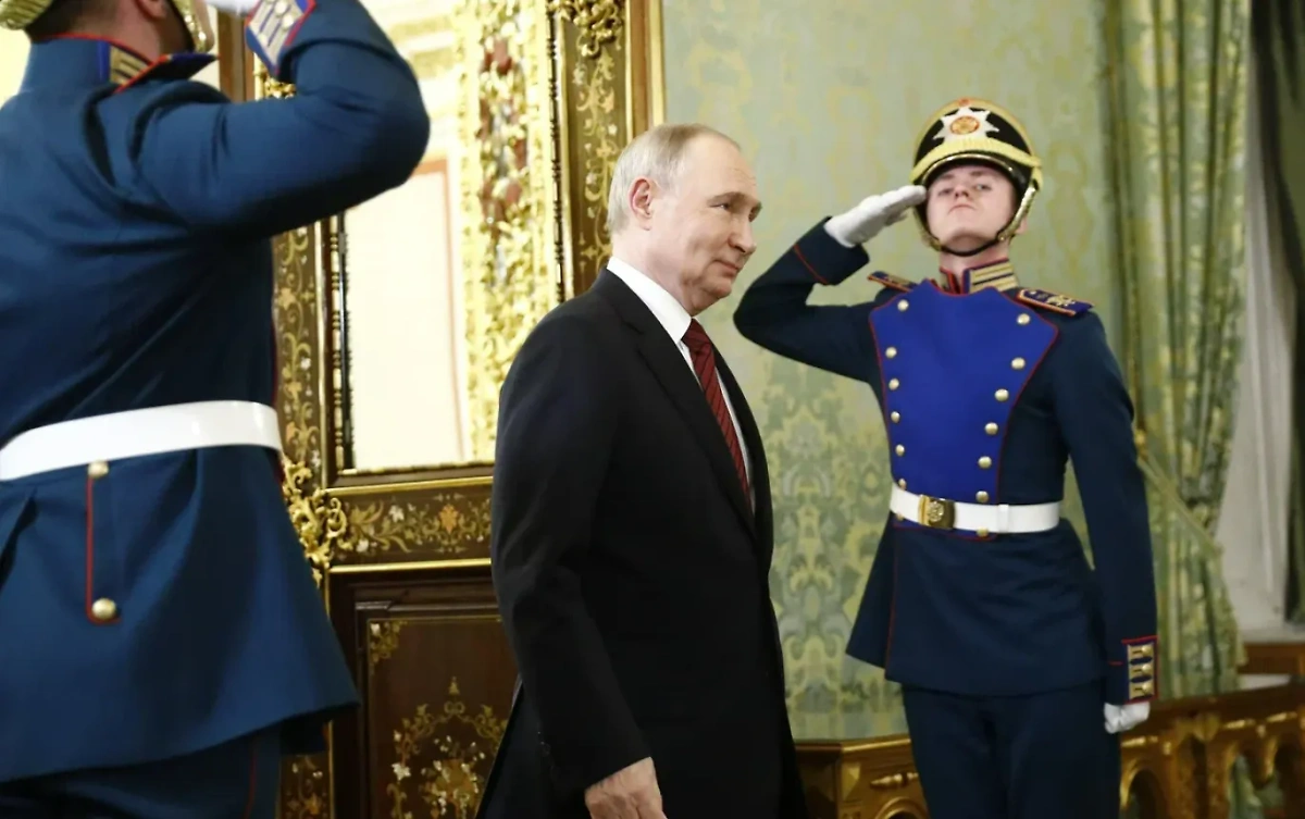 Владимир Путин. Обложка © Life.ru