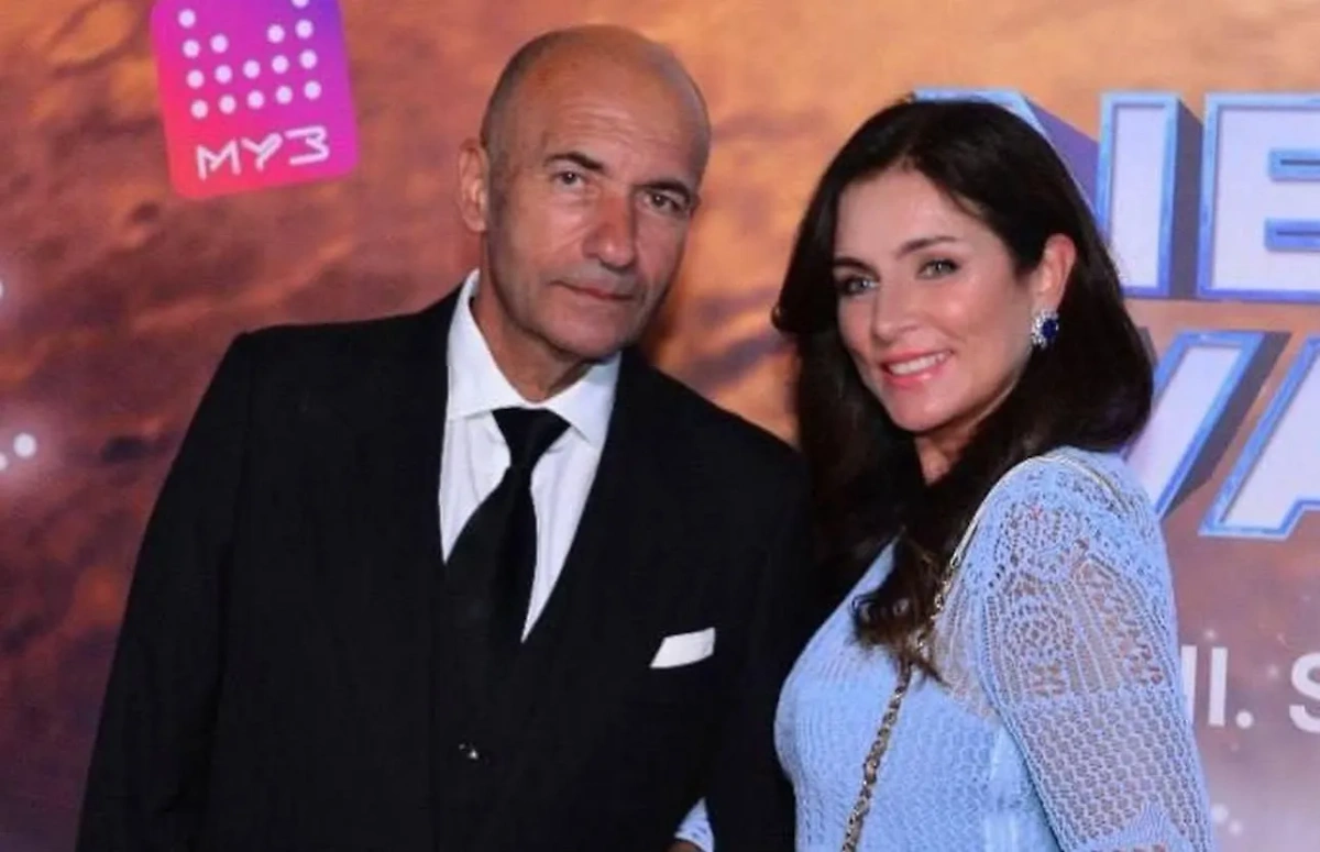 Игорь Крутой с супругой Ольгой. Обложка © Instagram (признан экстремистской организацией и запрещён на территории РФ) / olgakroutoi