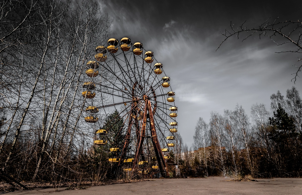 Обложка © Shutterstock / FOTODOM / Konoplytska