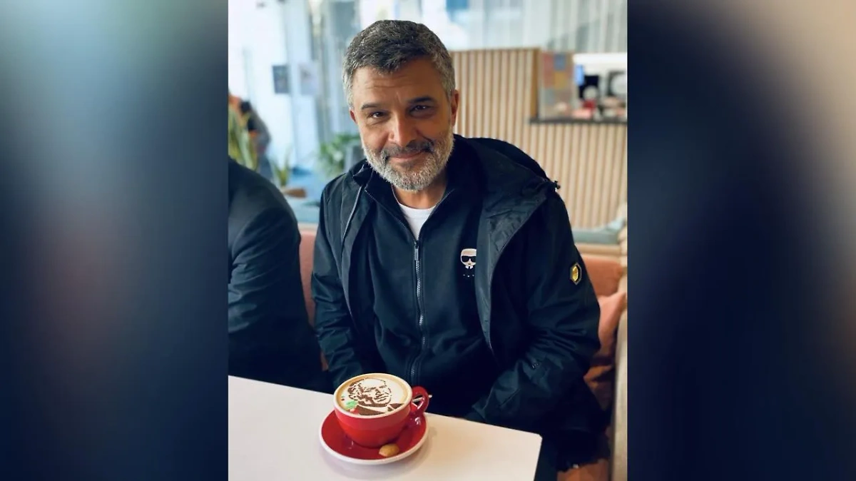 Тодор Славков. Обложка © X / apostapostoloff