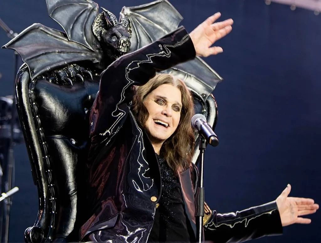 Оззи Осборн во время концерта в Бирмингеме. Обложка © X / Ozzy Osbourne