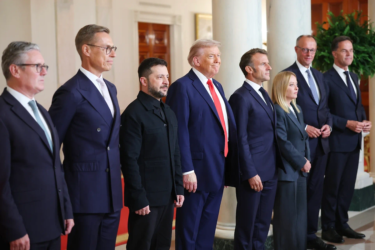 «Коалиция желающих» соревновалась, кто озвучит Трампу больше аппетитов. Фото © Getty Images / Win McNamee