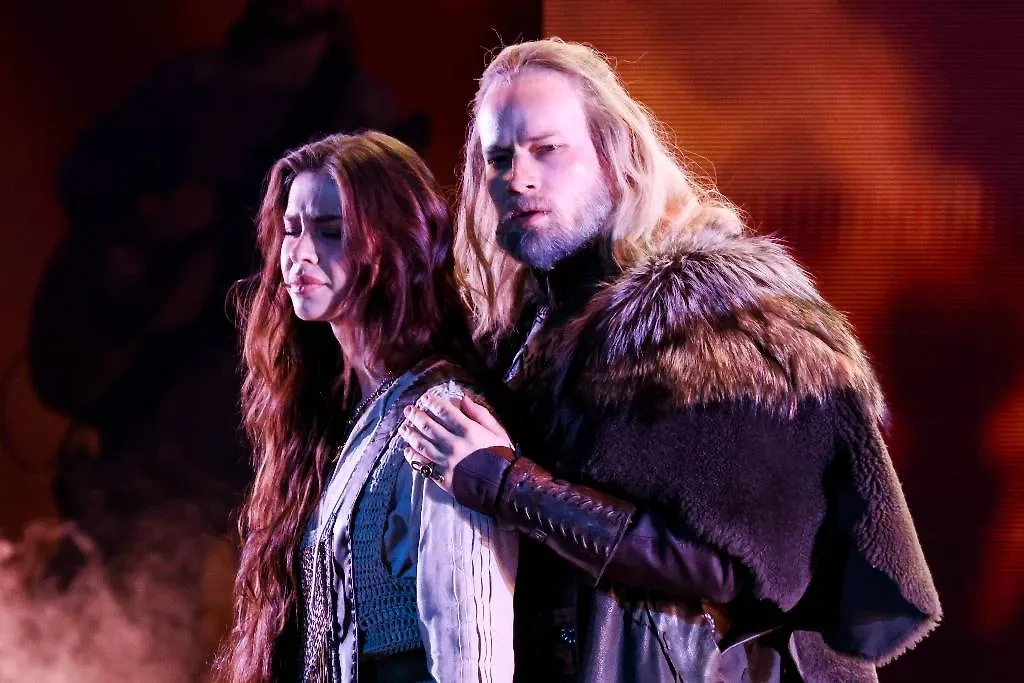 Shaman и Соя. Обложка © ТАСС / Сергей Карпухин