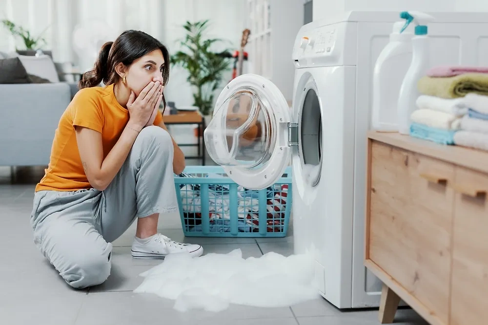 При затоплении необходимо остановить источник воды. Фото © Shutterstock / FOTODOM / Stock-Asso
