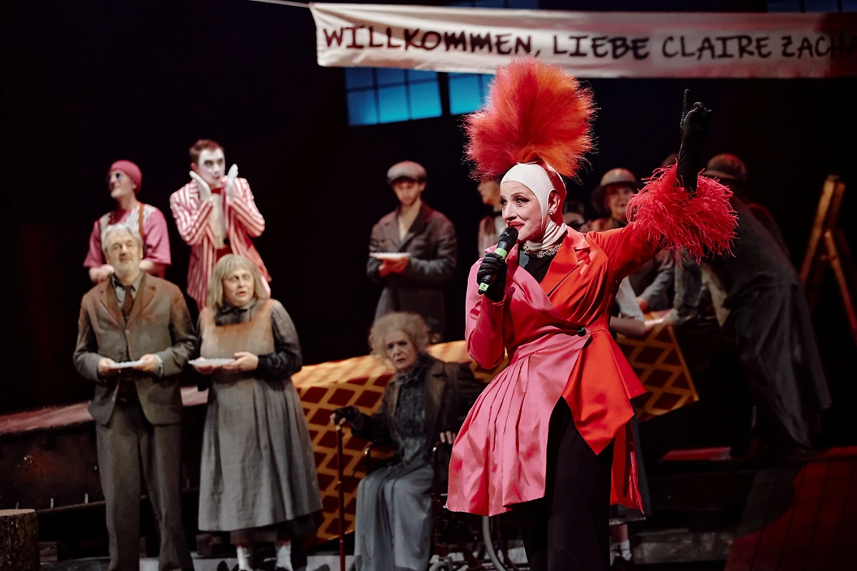 Спектакль «Сделка». Фото © Предоставлено Life.ru