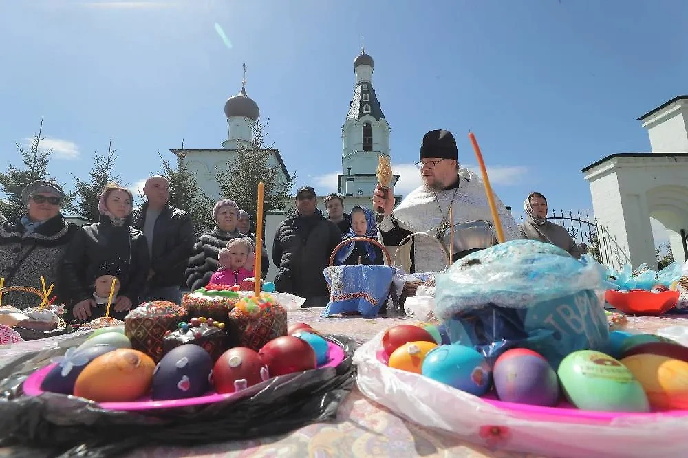 У православной Пасхи в 2025 году много символов. Кролик не в их числе. Фото © ТАСС / ЕРА / MAXIM SHIPENKOV