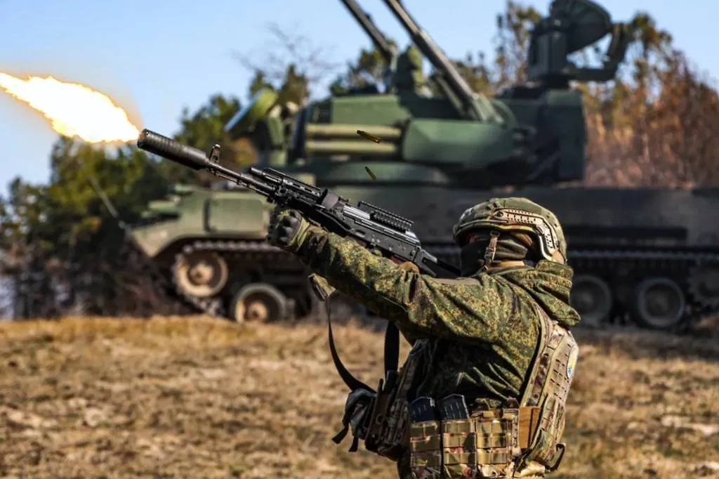 Российский военный в зоне СВО. Обложка © ТАСС / Алексей Коновалов