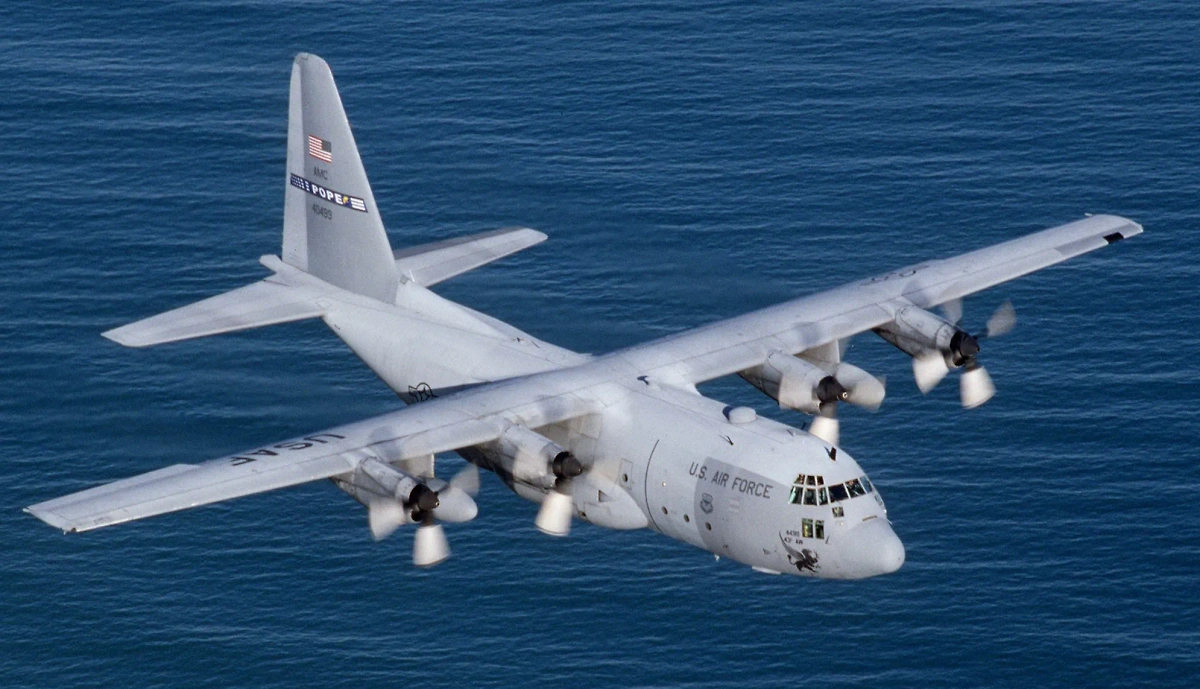 Транспортный Lockheed C-130 Hercules тоже может стать носителем новых ракет CMMT. Фото © Wikipedia / U.S. Air Force