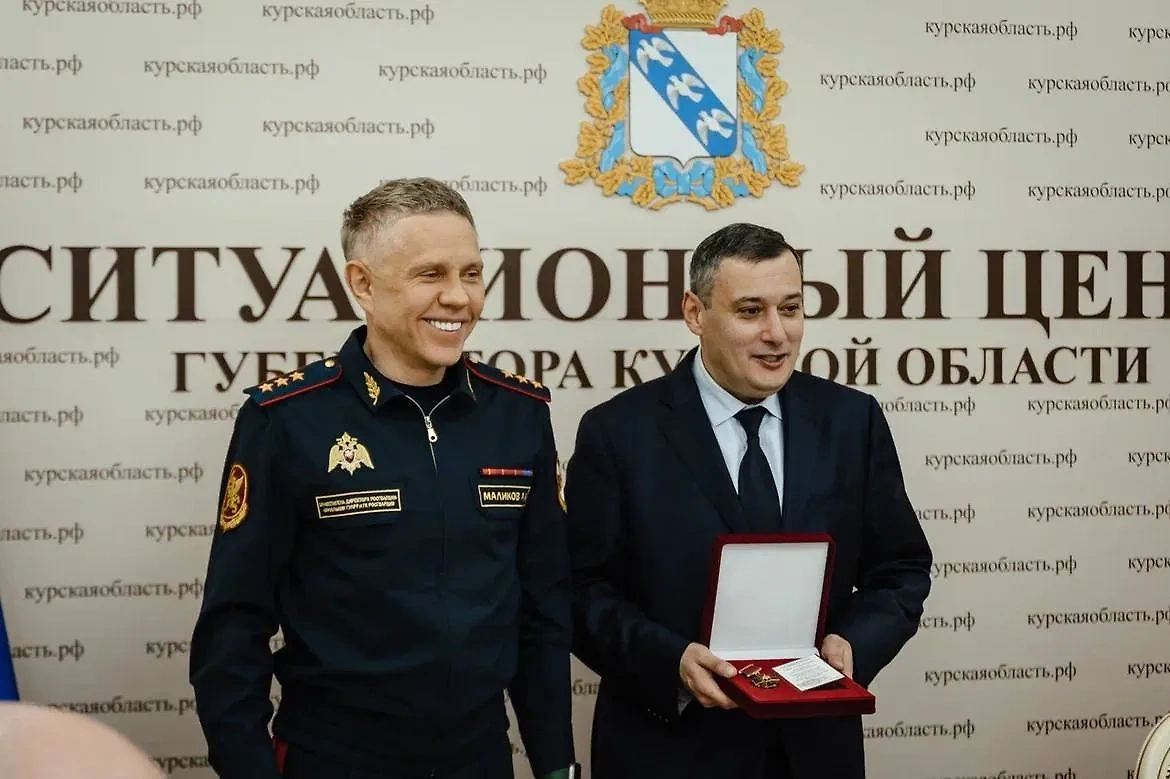 Александр Хинштейн. Обложка © Telegram / Александр Хинштейн