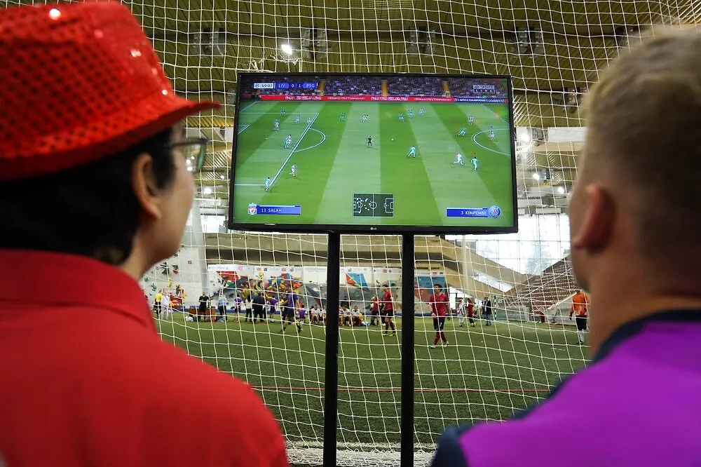 Футбол объединяет мир, как никакой другой вид спорта. Фото © Пелагия Тихонова / Агентство "Москва"