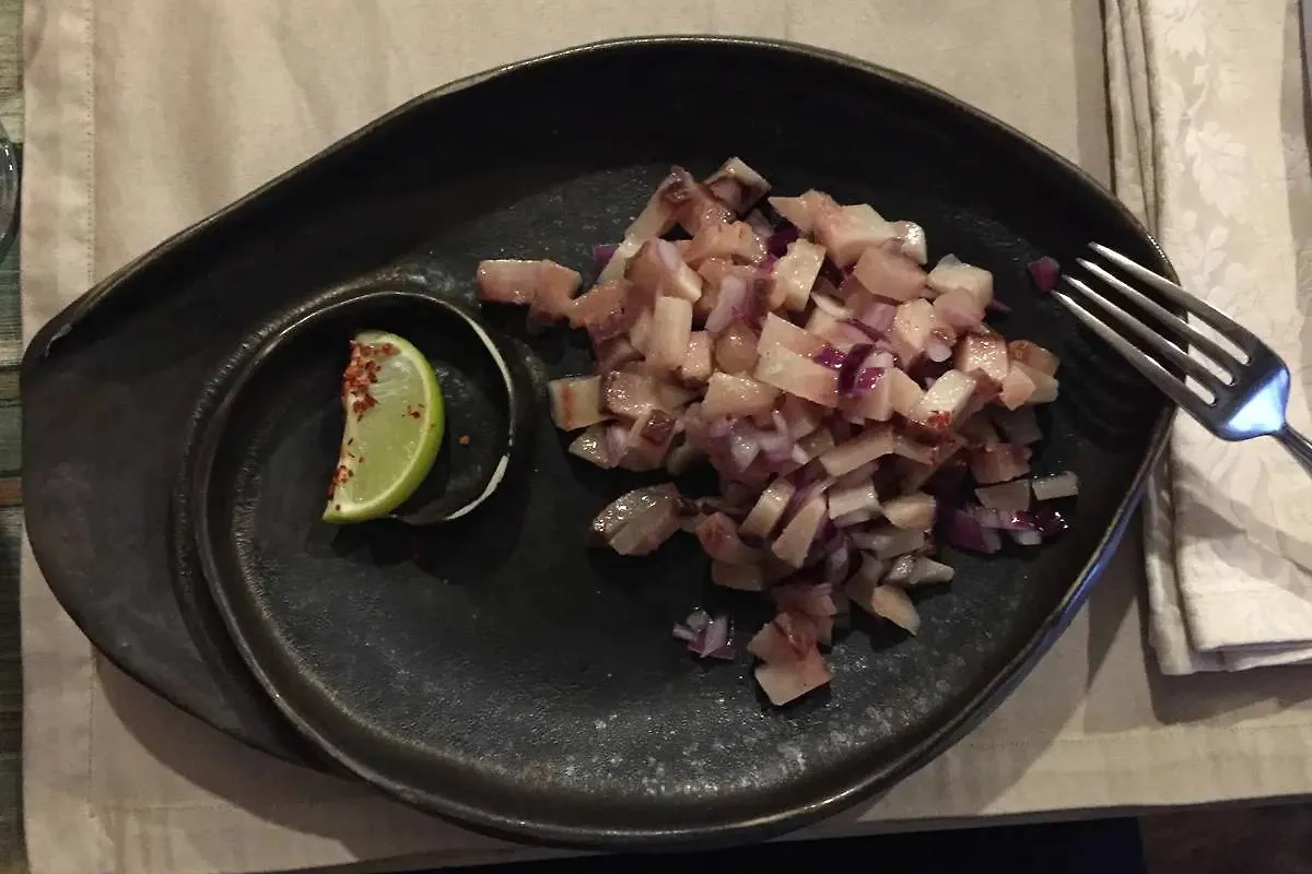 "Индигирка" — русский рыбный салат родом из Якутии (Саха). Фото © Wikipedia / JukoFF