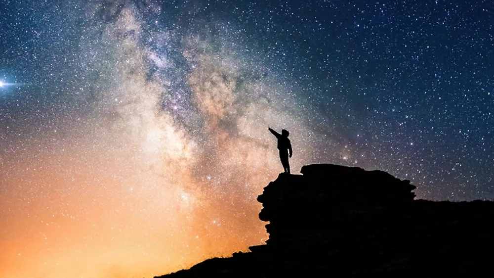 Неизвестный объект замечен в Млечном Пути. Обложка © Shutterstock