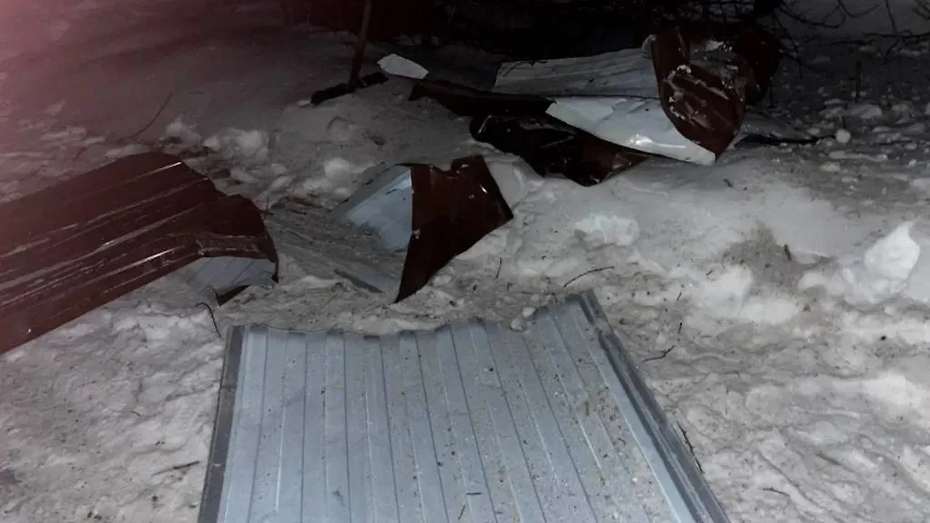 Последствия украинского обстрела села Олешня в Курской области. Фото © Telegram / Роман Старовойт