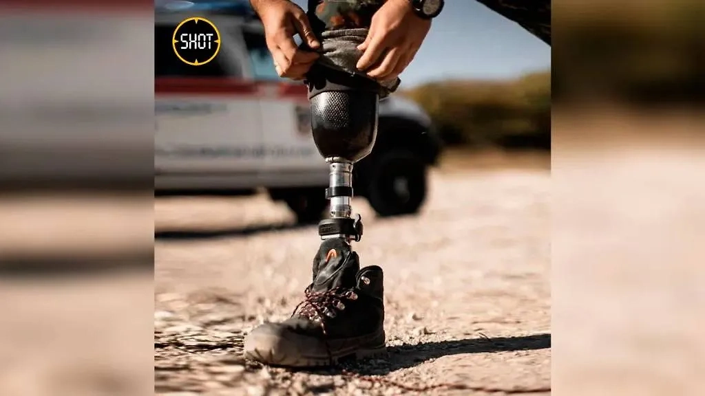 Протез пиротехника Донского спасательного центра МЧС с позывным Моисей. Фото © Telegram / SHOT