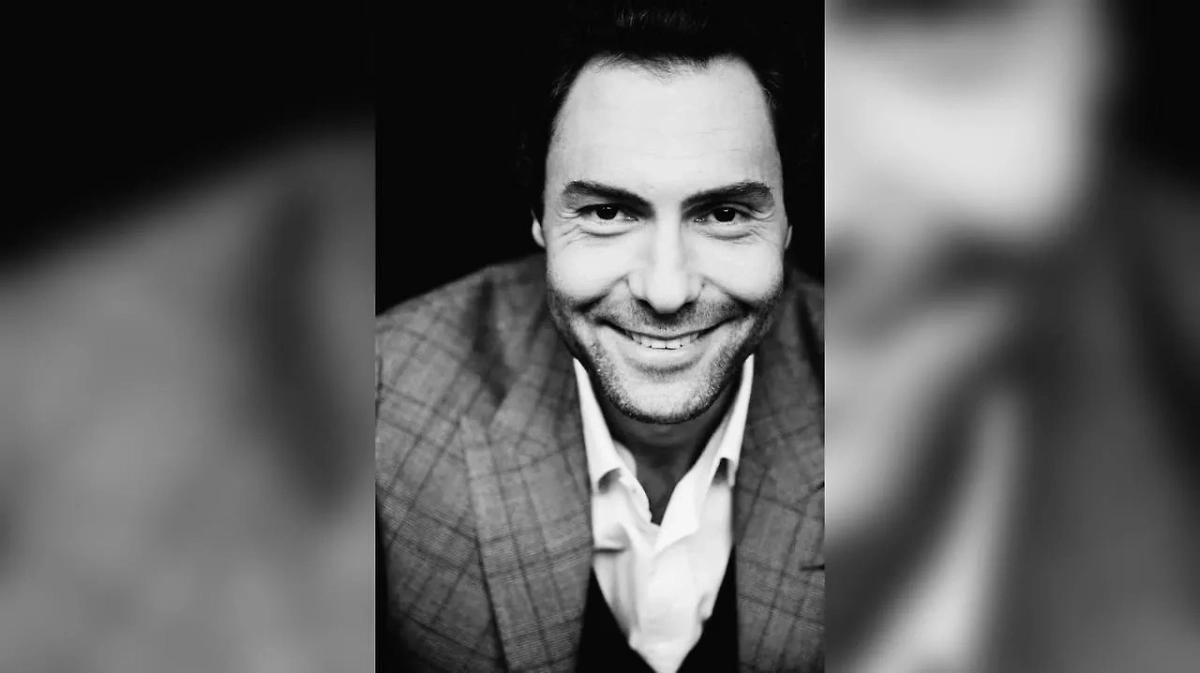 Певец Евгений Кунгуров. Обложка © VK / Евгений Кунгуров